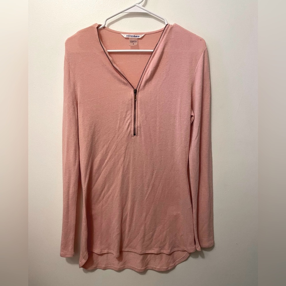 Peter Nygard Sweater